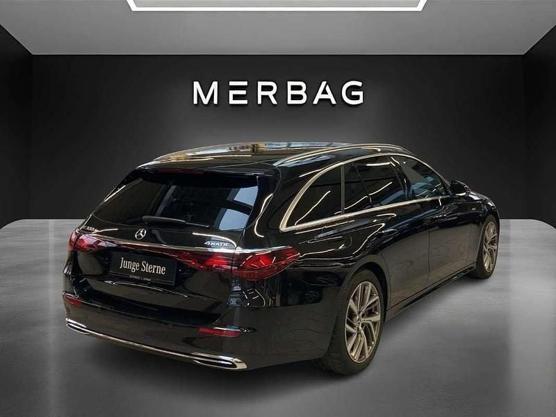 Gebraucht Mercedes E300 197 PS (144 kW) 2025 Schwarz Kombi