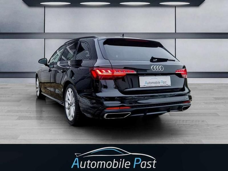 Gebraucht Audi A4 163 PS (119 kW) 2022 Schwarz Kombi