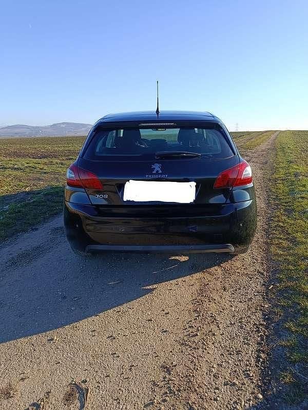 Gebraucht Peugeot 308 Active 92 PS (67 kW) 2014 Schwarz Limousine