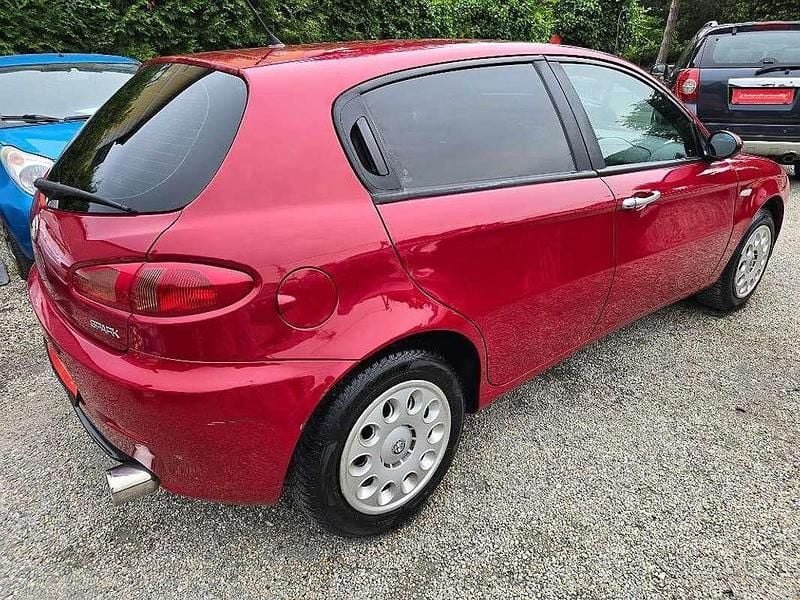 Gebraucht Alfa Romeo 147 Distinctive 120 PS (88 kW) 2009 Rot Kleinwagen