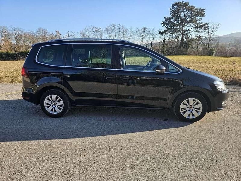 Gebraucht VW Sharan 116 PS (85 kW) 2017 Schwarz Van / Kleinbus