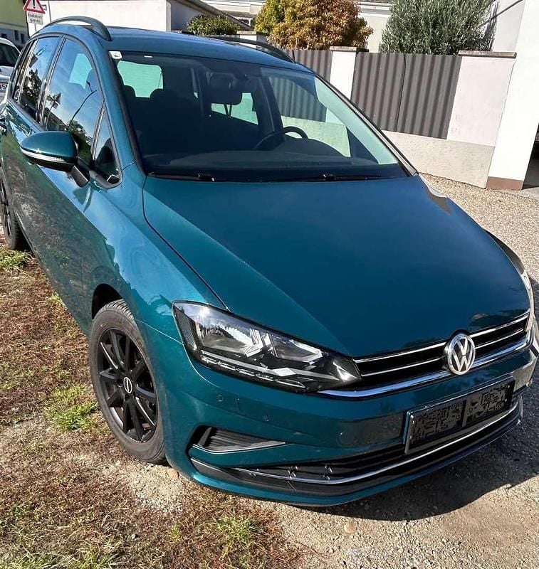 Gebraucht VW Golf VII Comfortline 116 PS (85 kW) 2018 Grün Limousine