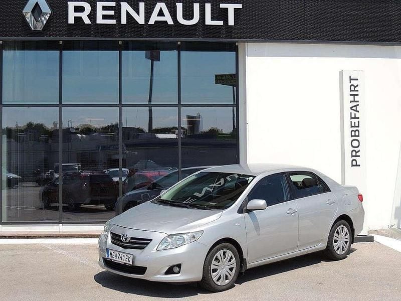 Gebraucht Toyota Corolla 126 PS (92 kW) 2009 Silber Limousine