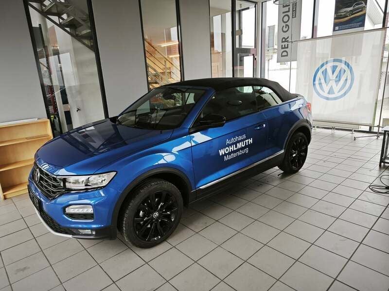 Mittelblau metallic Gebraucht 2021 VW T-Roc Cabriolet Style Cabrio | € 29.999 (Teuer) - Bild 1/4