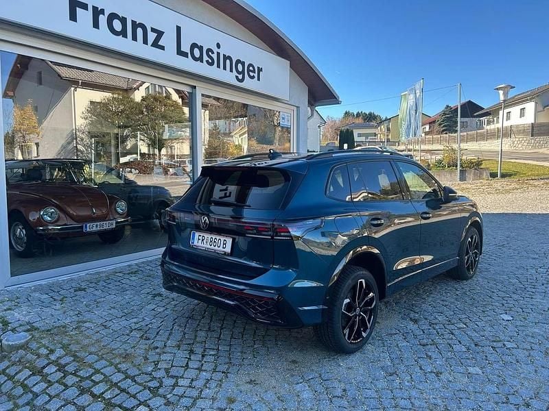 Neu VW Tiguan Sport 193 PS (141 kW) 2025 Dunkelblau  metallic SUV