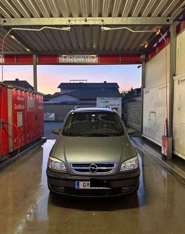 Gebraucht Opel Zafira Comfort 125 PS (91 kW) 2004 Van / Kleinbus