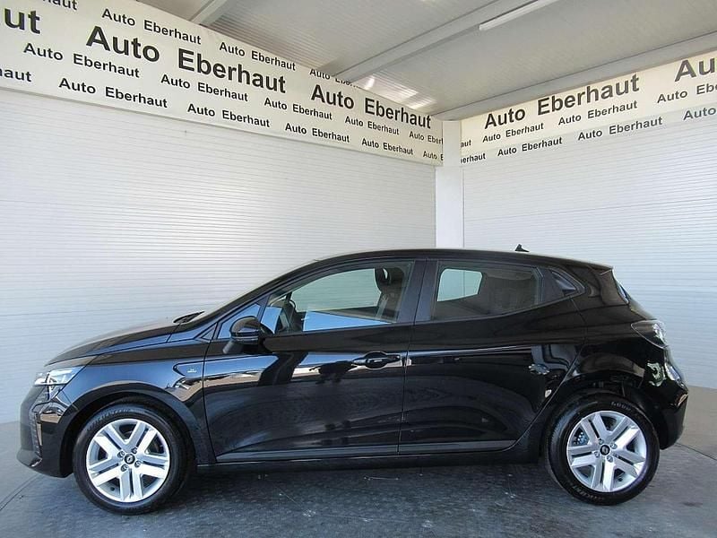 Neu Renault Clio V Evolution 67 PS (49 kW) 2025 Schwarz Limousine