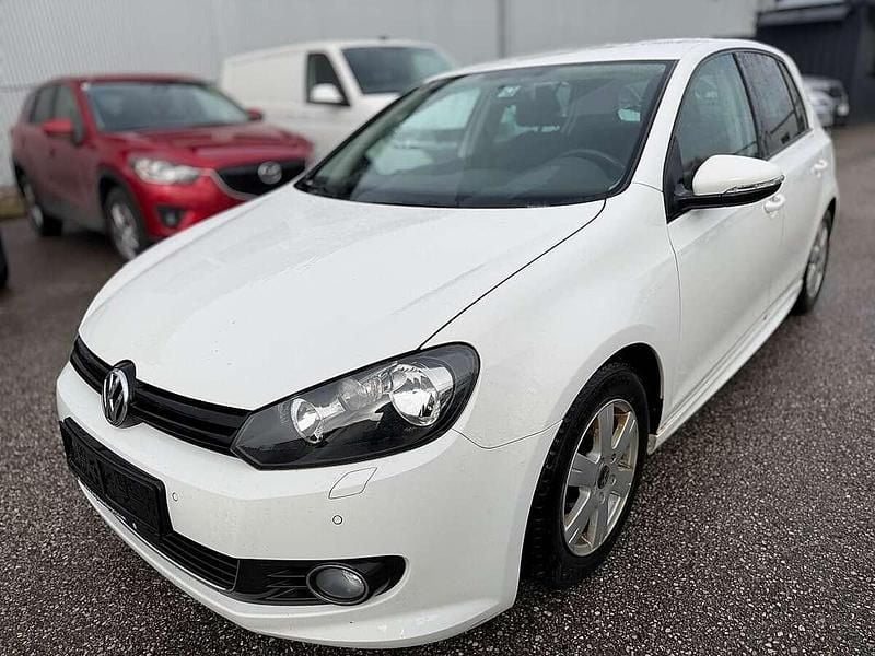 Gebraucht VW Golf 86 PS (63 kW) 2011 Weiß Limousine