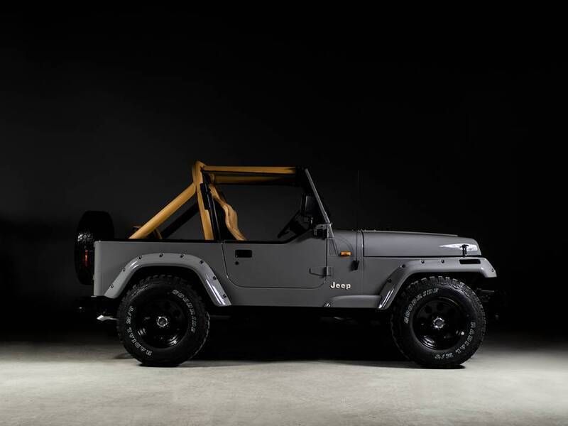 Grau Gebraucht 1991 Jeep Wrangler SUV | € 26.900 - Bild 1/4