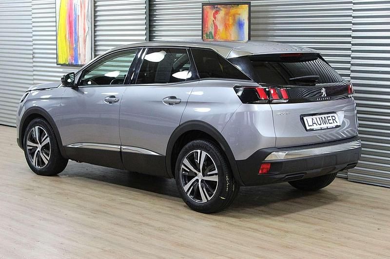 Gebraucht Peugeot 3008 Allure 131 PS (96 kW) 2022 Grau SUV