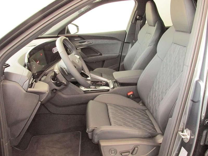 Gebraucht Audi SQ5 Ambiente 367 PS (269 kW) 2025 Grau SUV