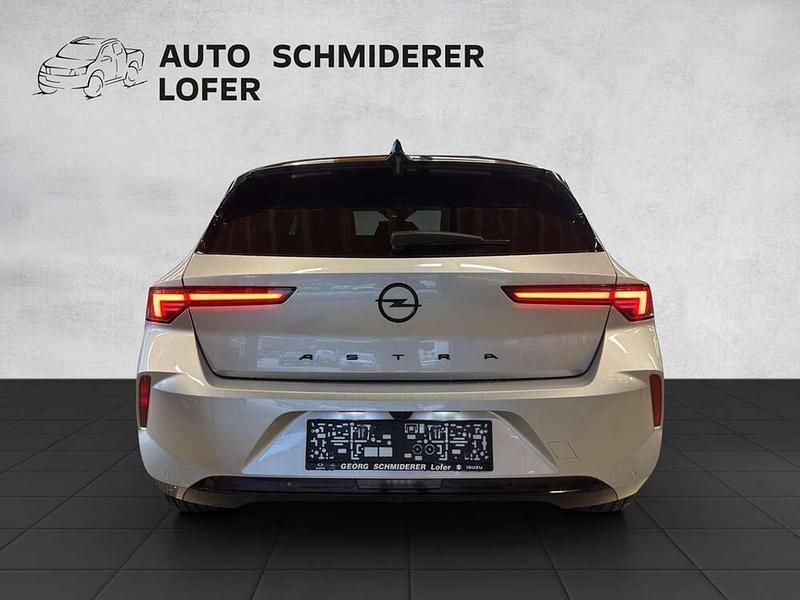 Gebraucht Opel Astra 131 PS (96 kW) 2023 Silber Limousine