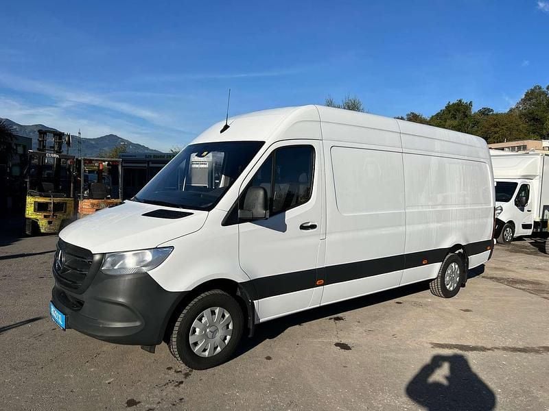 Weiß Gebraucht 2022 Mercedes Sprinter Van | € 36.500 (Superpreis) - Bild 1/4