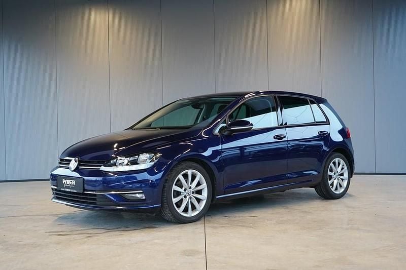 Gebraucht VW Golf VII Highline 150 PS (110 kW) 2019 Dunkelblau  metallic