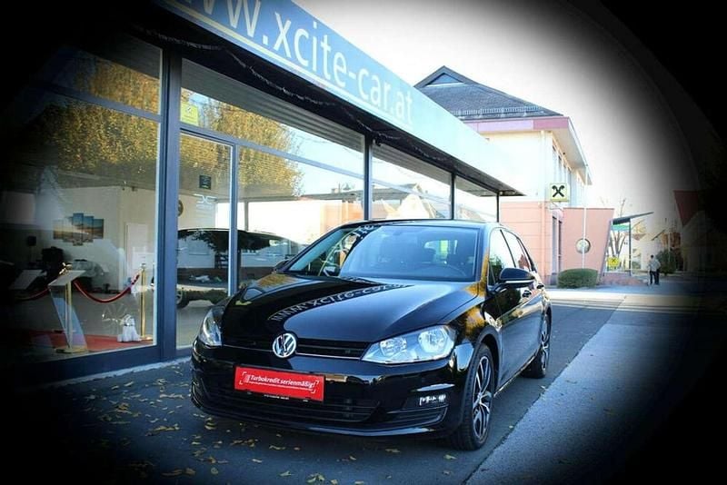 Schwarz Gebraucht 2016 VW Golf VII Sportline Limousine | € 13.200 (Guter Preis) - Bild 1/4