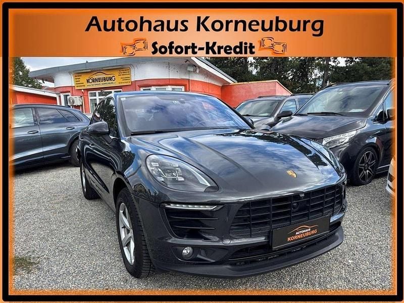 Grau Gebraucht 2018 Porsche Macan SUV | € 39.990 - Bild 1/4