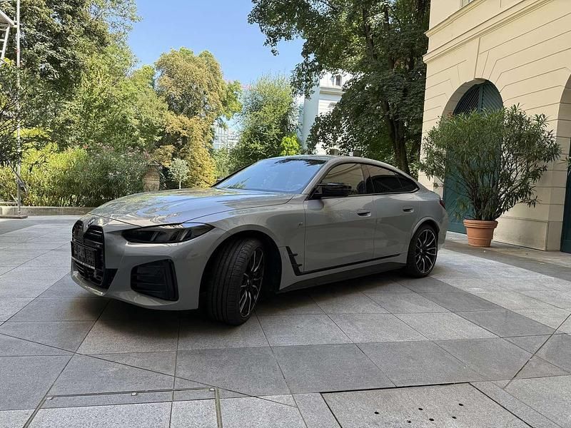 Gebraucht BMW i4 Luxury Line 400 kW (544 PS) 2025 Grau Limousine