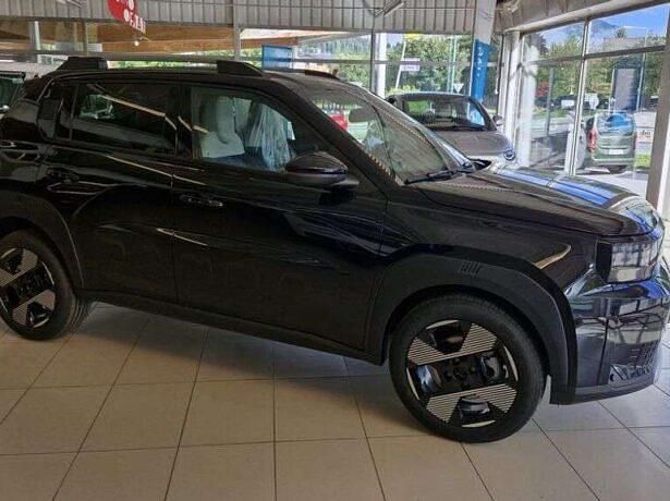 Neu Fiat Grande Panda La Prima 101 PS (74 kW) 2025 Schwarz Kleinwagen