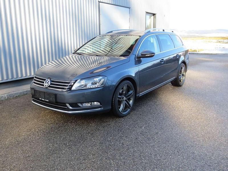 Gebraucht VW Passat Highline 170 PS (125 kW) 2012 Grau Kombi