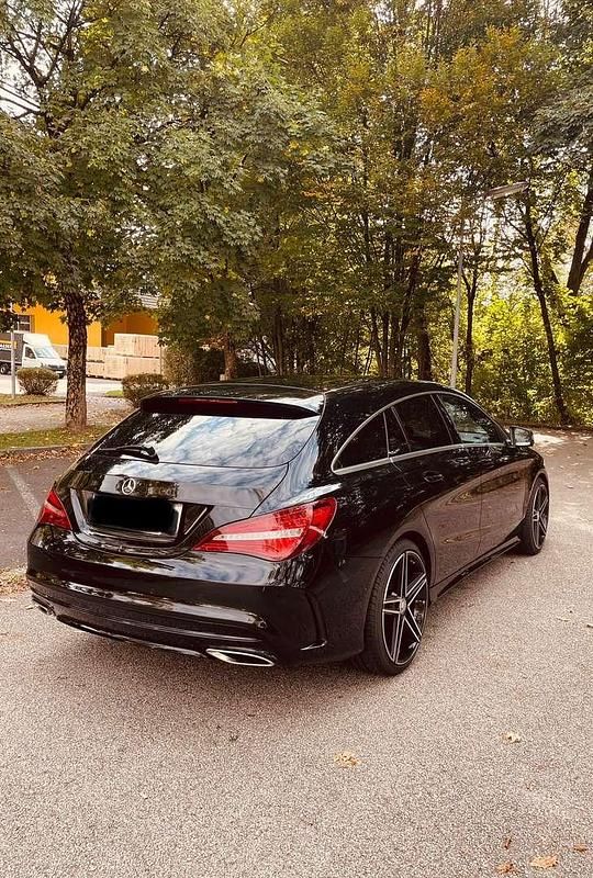 Gebraucht Mercedes CLA200 AMG line 136 PS (100 kW) 2017 Kombi
