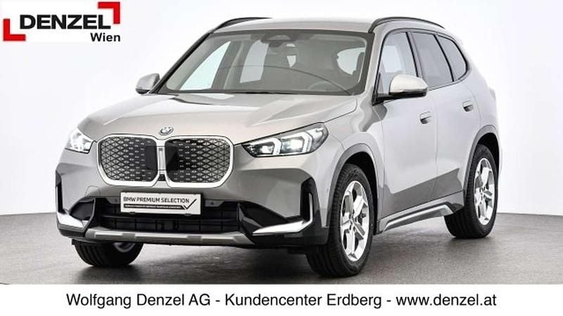 Gebraucht BMW iX1 Shadowline 150 kW (204 PS) 2024 Silber SUV