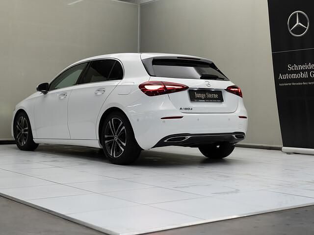 Gebraucht Mercedes A180 Progressive 116 PS (85 kW) 2023 Weiß Limousine