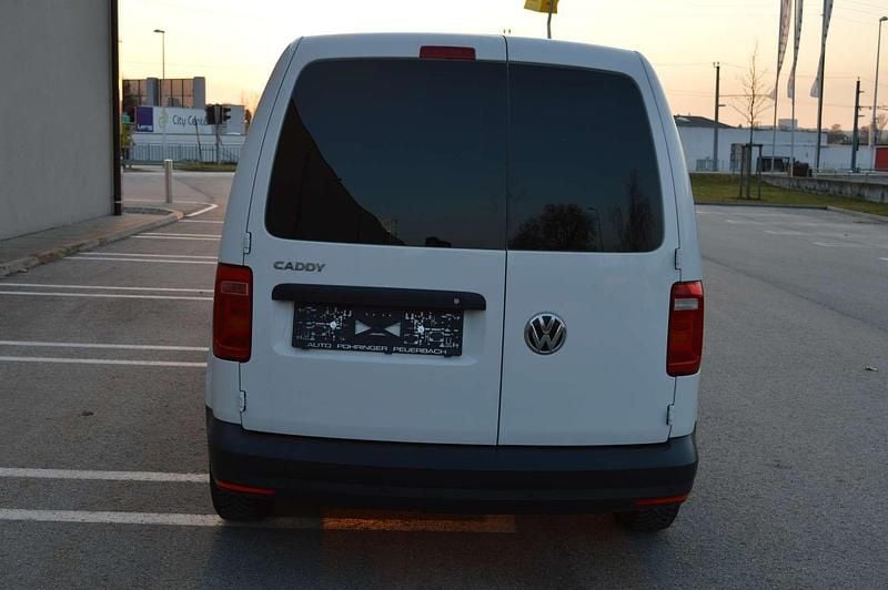 Gebraucht VW Caddy 102 PS (75 kW) 2019 Weiß Van / Kleinbus