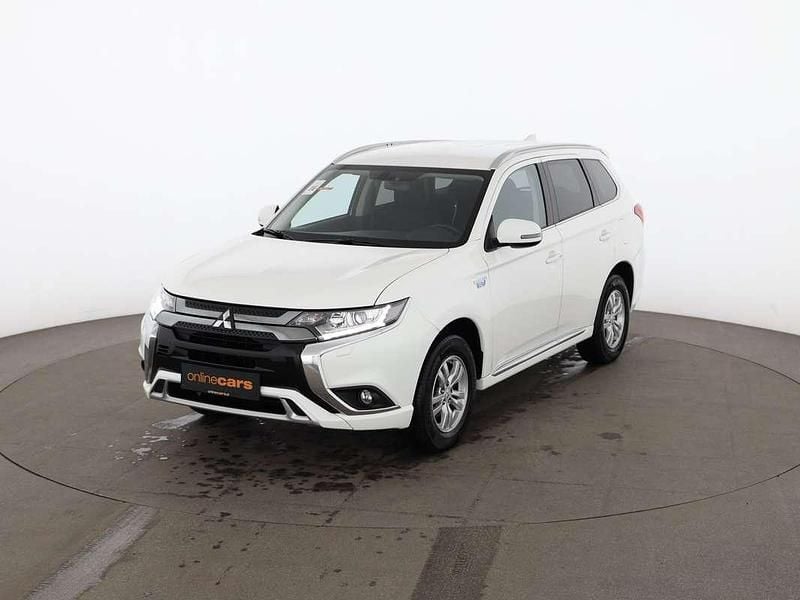 Gebraucht Mitsubishi Outlander P-HEV 135 PS (99 kW) 2020 Weiß SUV