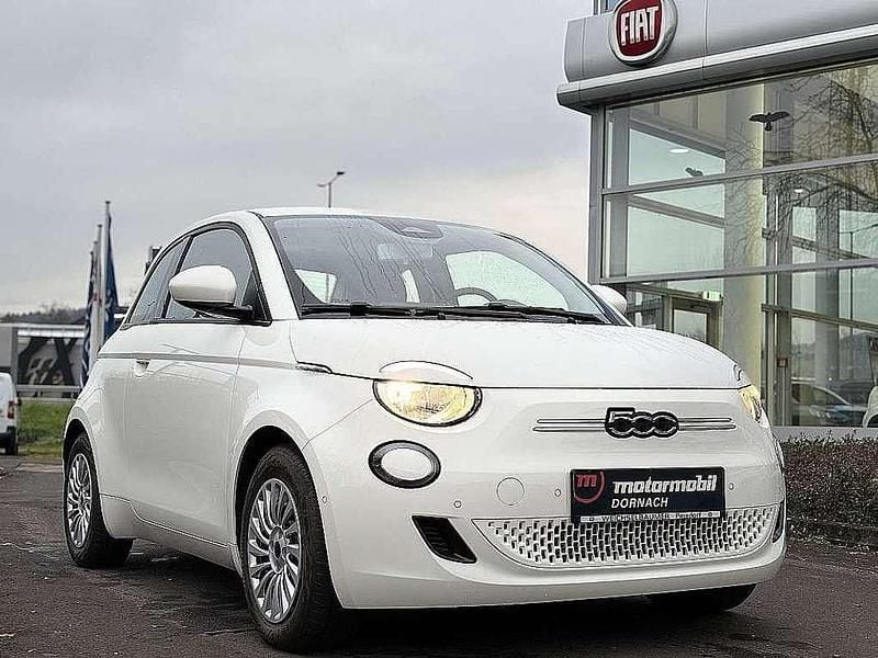 Weiß Gebraucht 2023 Fiat 500e Kleinwagen | € 23.990 (Fairer Preis) - Bild 1/4