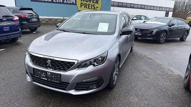 Gebraucht Peugeot 308 SW GT-line 131 PS (96 kW) 2019 Grau Kombi
