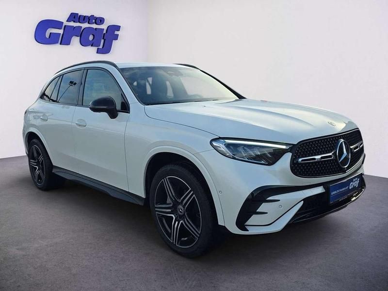 Gebraucht Mercedes GLC300e AMG line 204 PS (150 kW) 2023 Weiß SUV