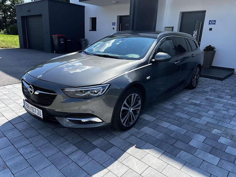 Gebraucht 2017 Opel Insignia Business Kombi | € 15.490 (Teuer) - Bild 1/4