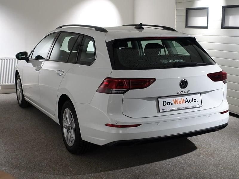 Gebraucht VW Golf VIII Life 115 PS (84 kW) 2022 Weiss  normal Kombi