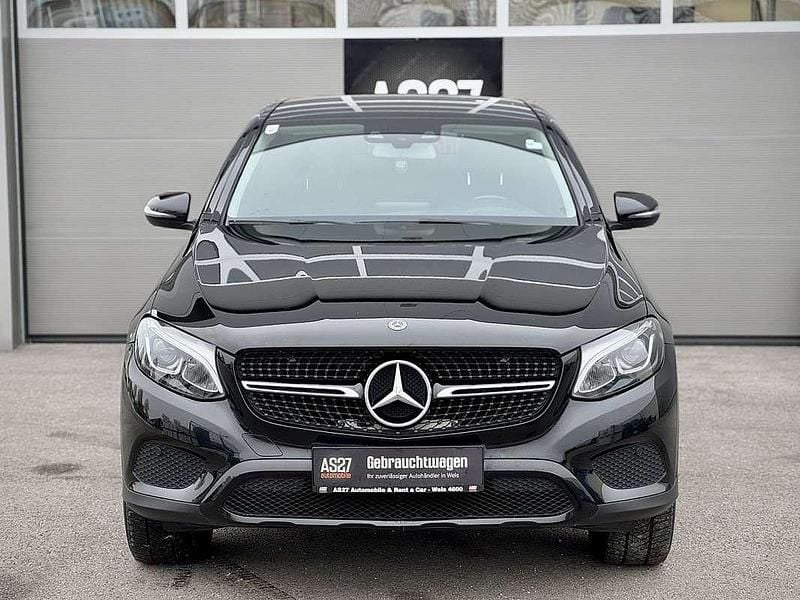 Gebraucht Mercedes GLC350 211 PS (155 kW) 2018 Schwarz Coupé