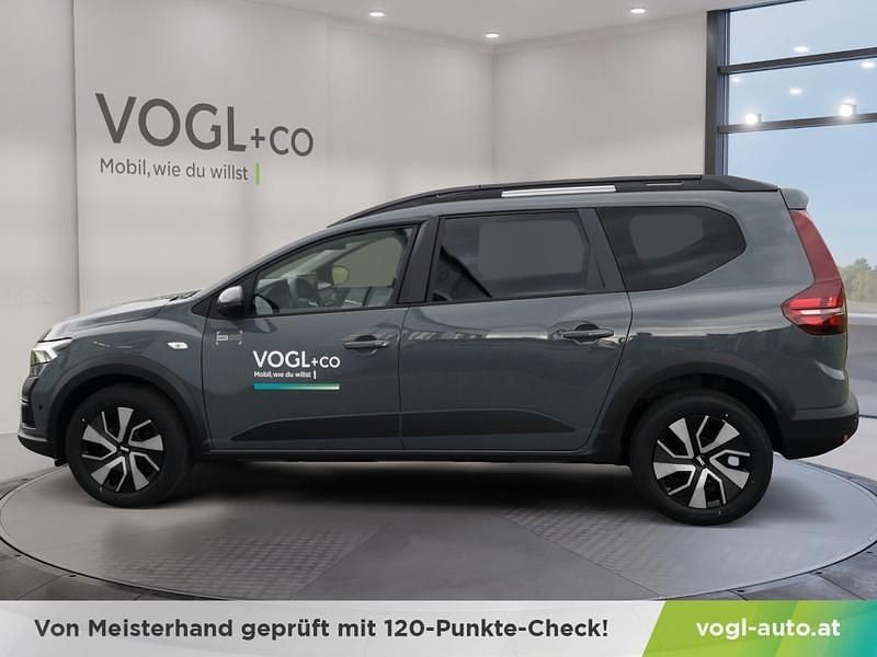 Neu Dacia Jogger Expression 110 PS (80 kW) 2025 Grau Van / Kleinbus