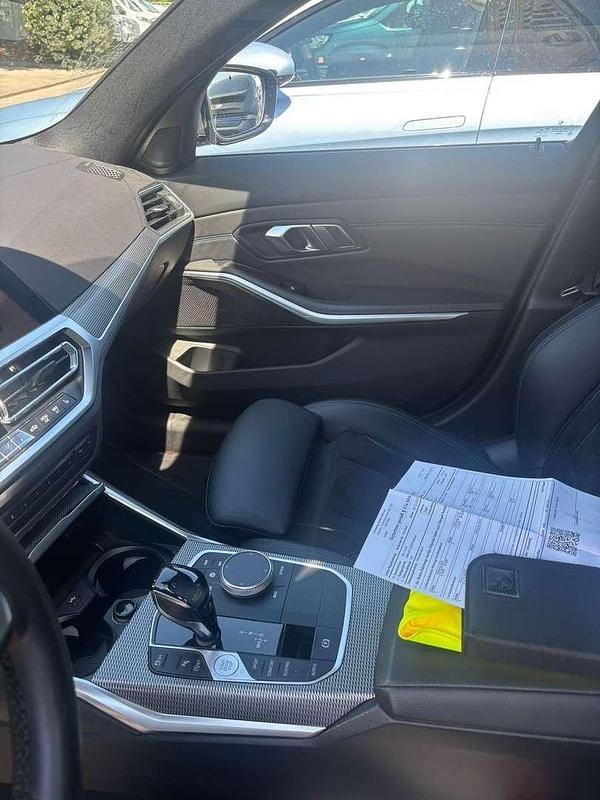 Gebraucht BMW 320 M Sport 190 PS (139 kW) 2019 Grau Kombi