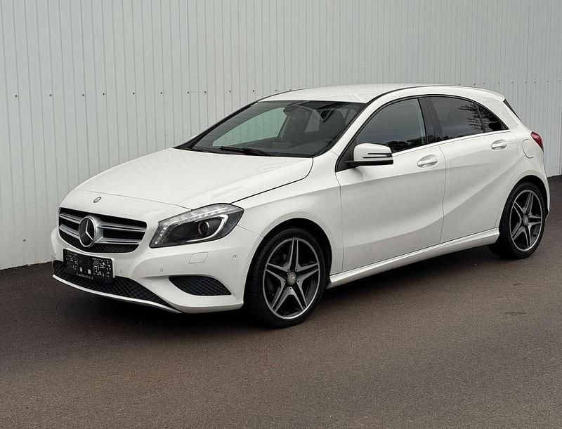 Weiß Gebraucht 2014 Mercedes A180 Kleinwagen | € 12.999 - Bild 1/4