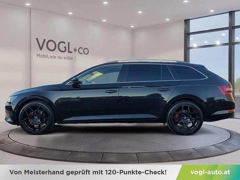 Gebraucht Skoda Superb Style 190 PS (139 kW) 2017 Schwarz Kombi