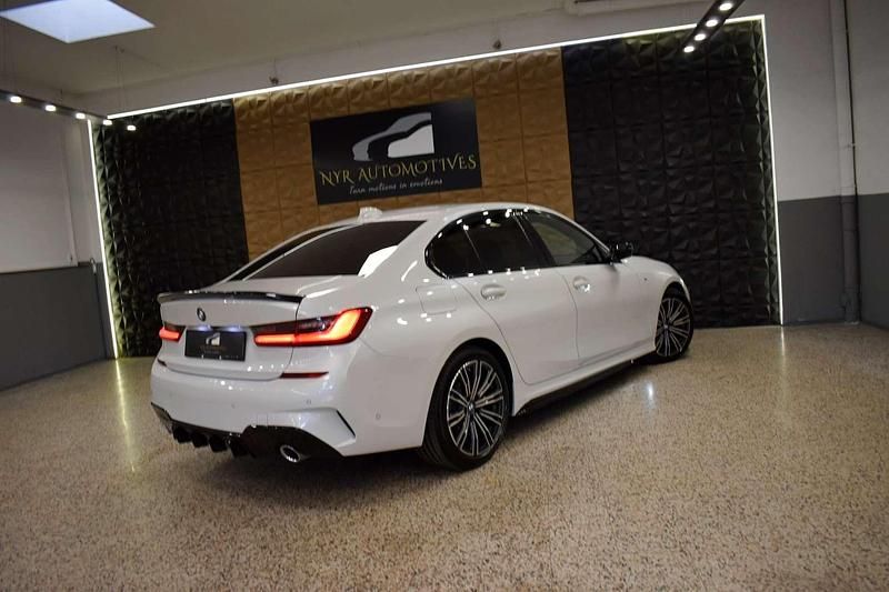 Gebraucht BMW 320 M Performance 190 PS (139 kW) 2020 Weiß Limousine
