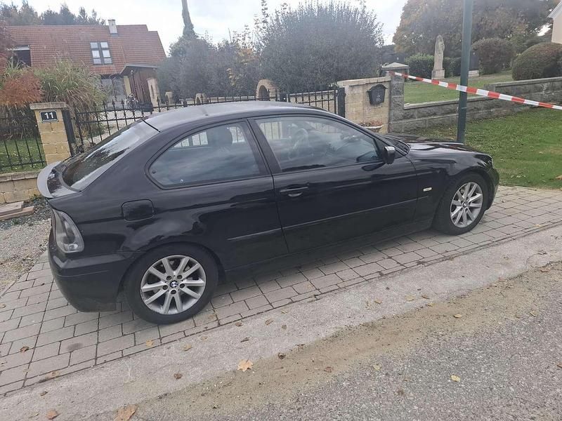 Gebraucht BMW 320 150 PS (110 kW) 2003 Limousine