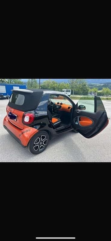 Gebraucht 2019 Smart ForTwo Electric Drive Passion Cabrio | € 12.900 (Etwas zu teuer) - Bild 1/4