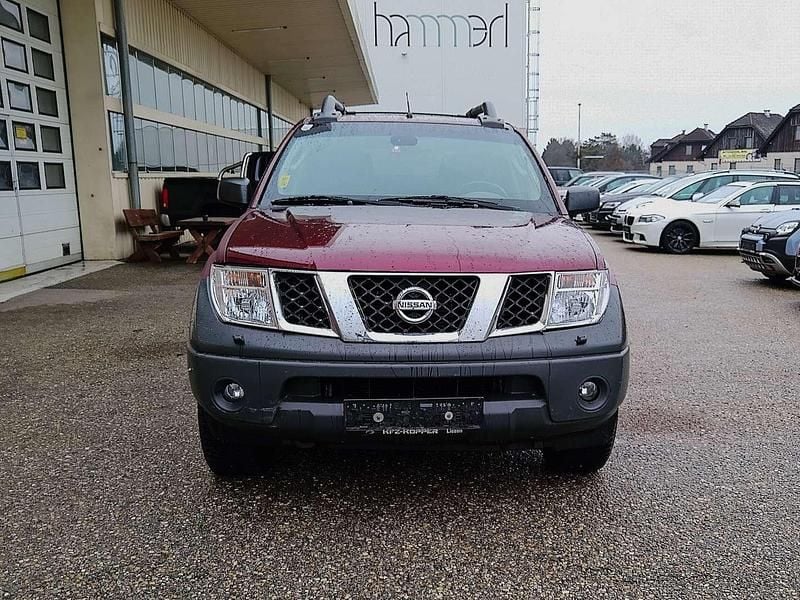 Gebraucht Nissan Navara 174 PS (127 kW) 2006 Rot Abholung