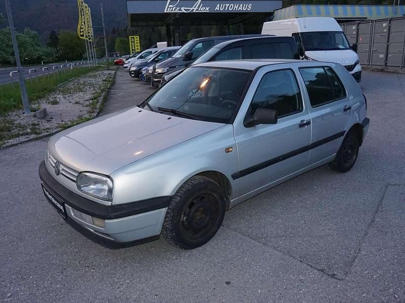 Gebraucht VW Golf III 64 PS (47 kW) 1997 Silber Limousine