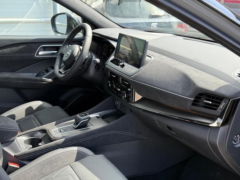 Neu Nissan Qashqai 158 PS (116 kW) 2025 Grau SUV