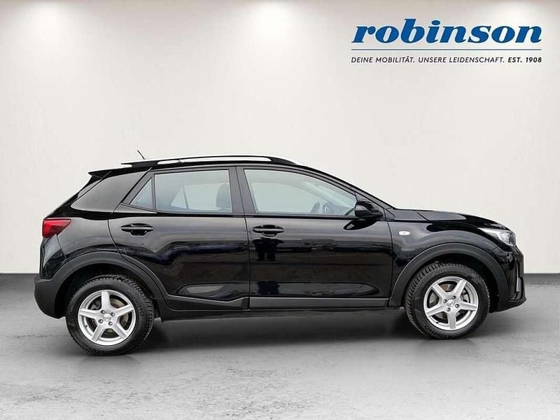 Gebraucht Kia Stonic Silver 84 PS (61 kW) 2023 Schwarz SUV