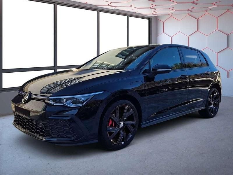 Schwarz Gebraucht 2023 VW Golf VIII GTE Limousine | € 24.988 (Fairer Preis) - Bild 1/4