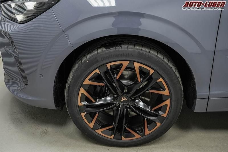 Neu Cupra Terramar VZ 2025 Graphene grau metallic (r6) SUV