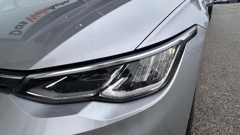 Gebraucht VW Golf VIII Life 115 PS (84 kW) 2023 Silber metallic Kombi