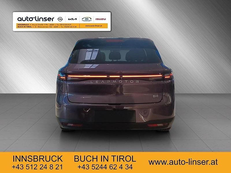 Neu Leapmotor B10 160 kW (218 PS) 2025 Silber SUV