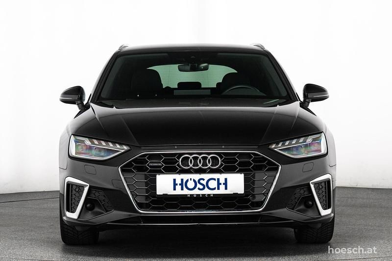 Gebraucht Audi A4 S-Line 204 PS (150 kW) 2024 Schwarz Kombi